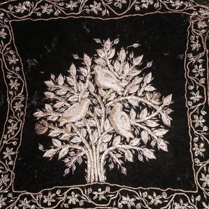 EXQUISITE SILVER THREAD METALLIC PILLOW COVER
